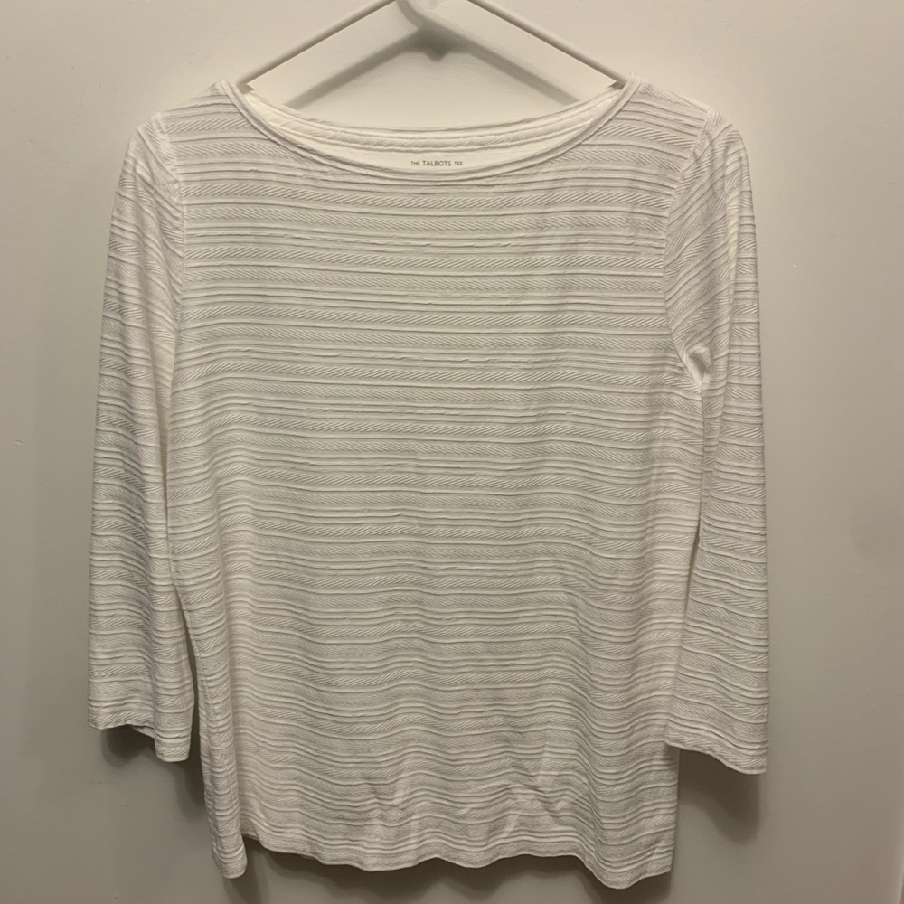 **Talbots White textured t-shirt size medium